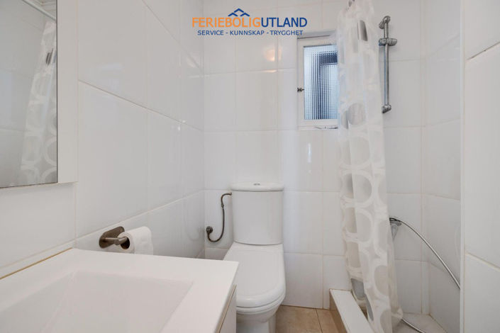 Image No.15-1 Bed Townhouse for sale