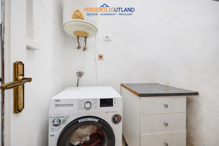 Image No.20-1 Bed Townhouse for sale