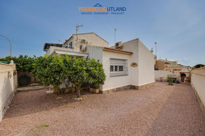 2 Bed Townhouse for sale