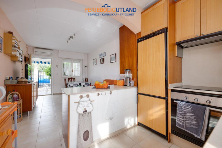 Image No.14-2 Bed Townhouse for sale