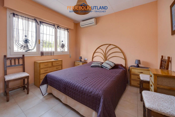 Image No.22-2 Bed Townhouse for sale