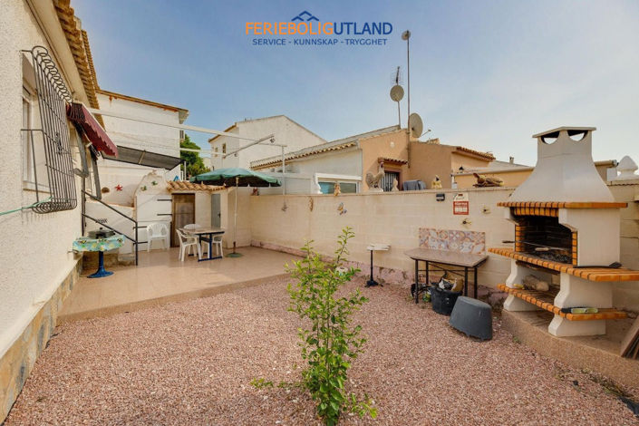 Image No.9-2 Bed Townhouse for sale