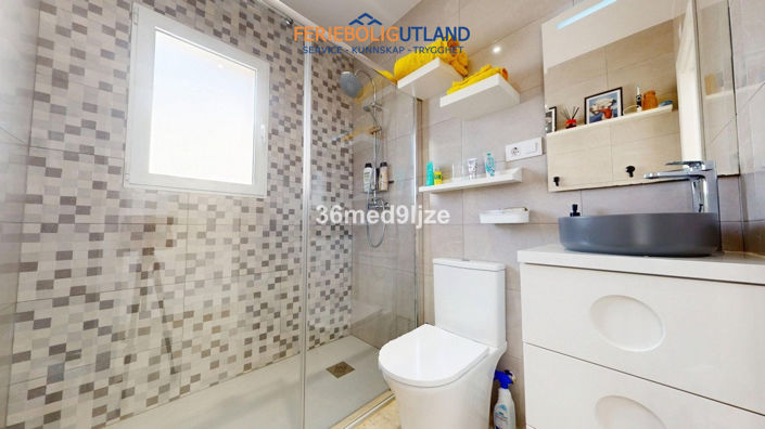 Image No.20-5 Bed Villa for sale