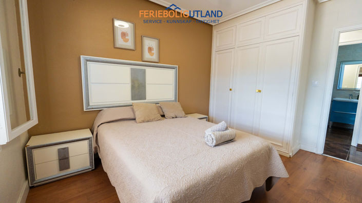 Image No.13-4 Bed Villa for sale