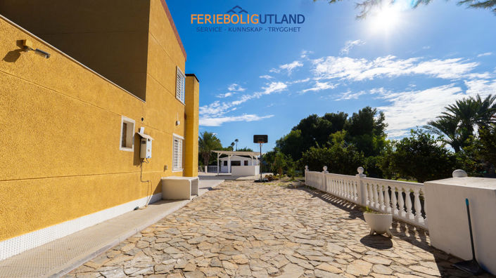 Image No.42-4 Bed Villa for sale