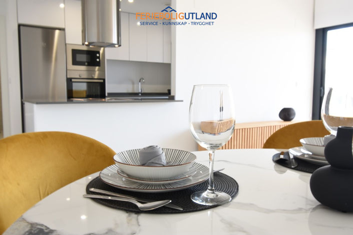 Image No.10-2 Bed Apartment for sale