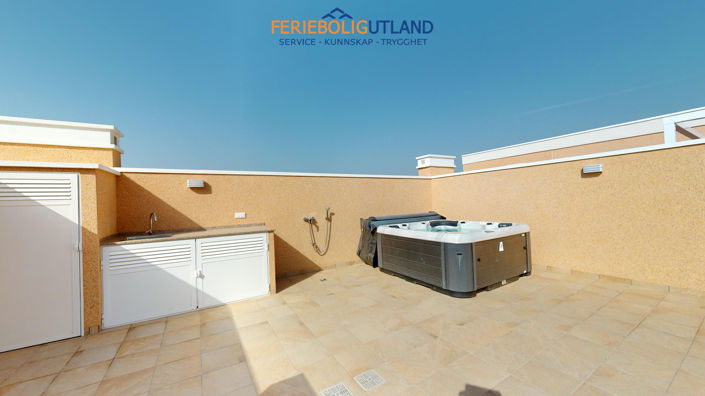 Image No.25-3 Bed Townhouse for sale