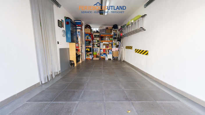 Image No.33-2 Bed Villa for sale