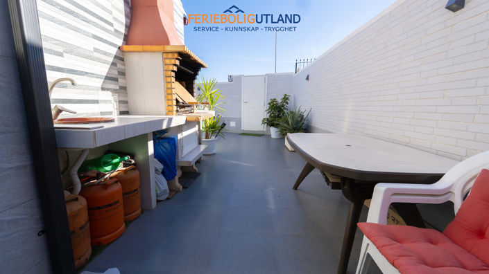 Image No.37-2 Bed Villa for sale