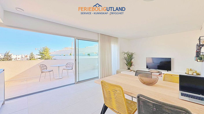 Image No.10-3 Bed Apartment for sale