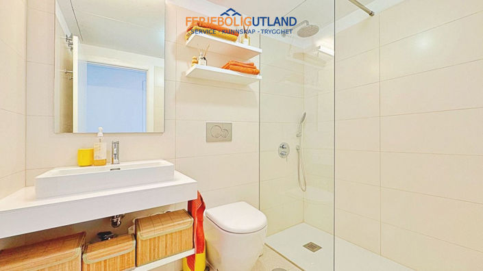 Image No.23-3 Bed Apartment for sale