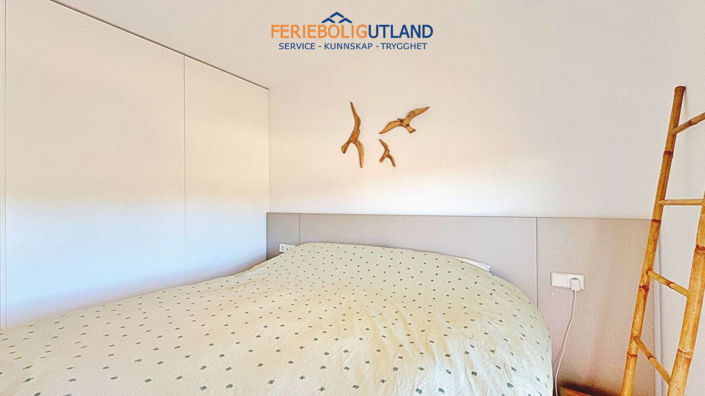 Image No.29-3 Bed Apartment for sale