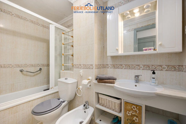 Image No.21-2 Bed Apartment for sale