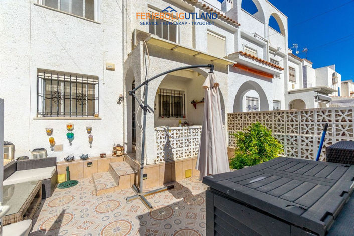 Image No.6-2 Bed Townhouse for sale