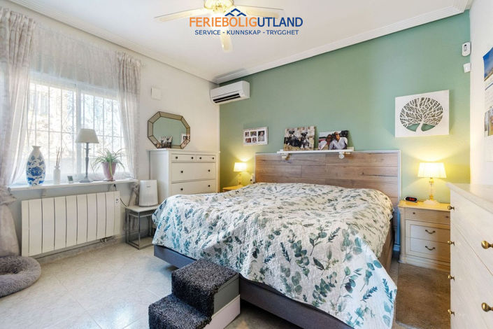 Image No.15-3 Bed Villa for sale