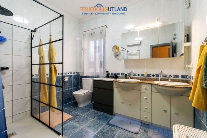 Image No.18-3 Bed Villa for sale