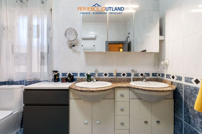 Image No.19-3 Bed Villa for sale