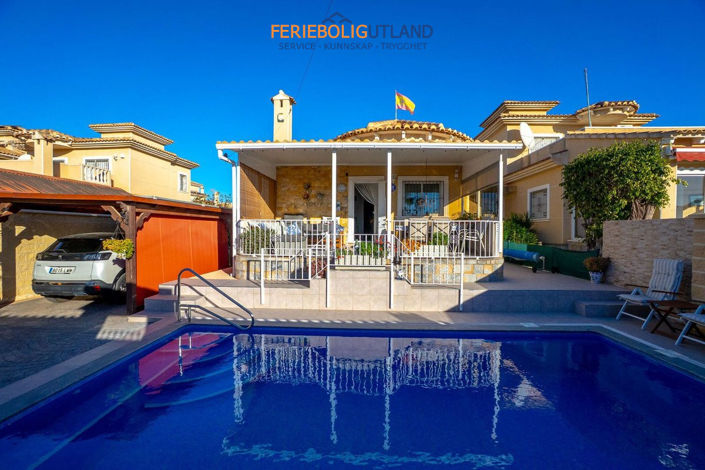 Image No.2-3 Bed Villa for sale