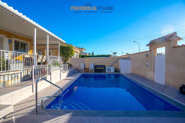 Image No.4-3 Bed Villa for sale