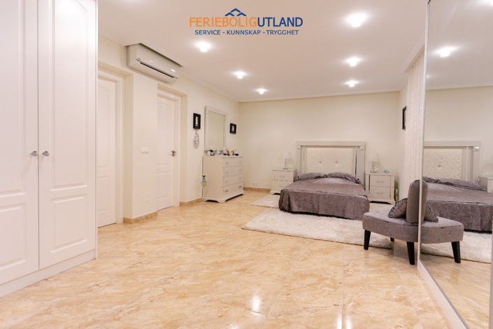 Image No.21-7 Bed Villa for sale