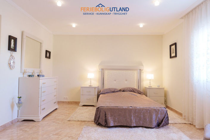 Image No.22-7 Bed Villa for sale