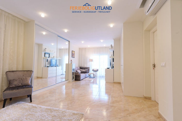 Image No.23-7 Bed Villa for sale