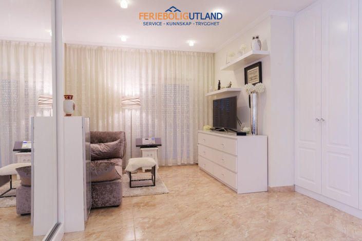 Image No.25-7 Bed Villa for sale