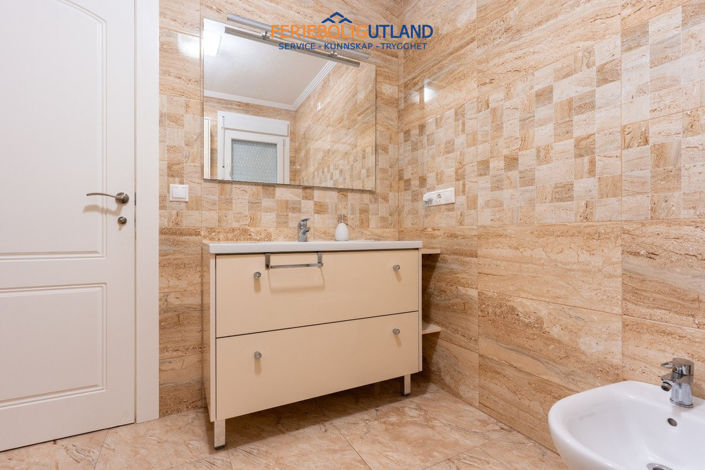 Image No.29-7 Bed Villa for sale