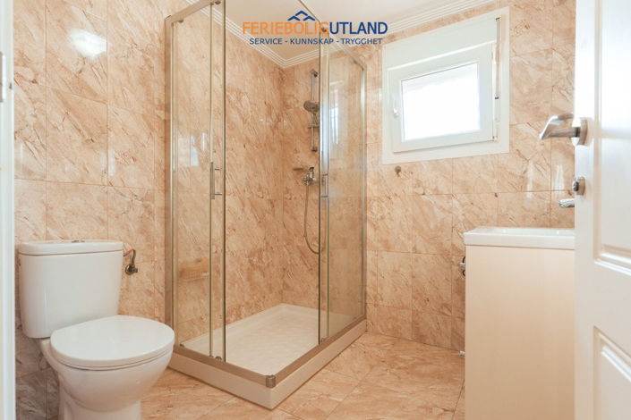 Image No.38-7 Bed Villa for sale