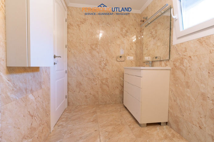 Image No.44-7 Bed Villa for sale