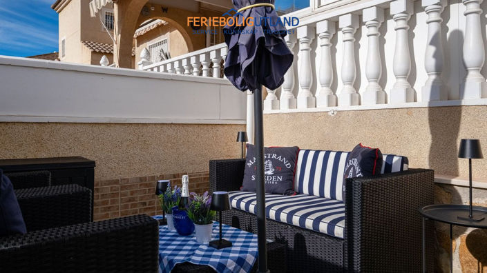 Image No.1-3 Bed Quad for sale