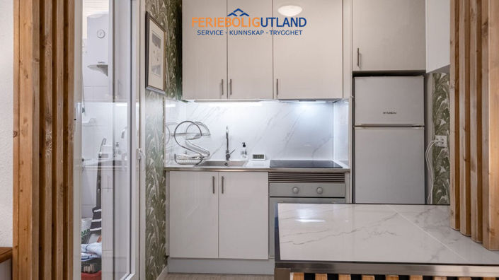 Image No.19-3 Bed Quad for sale