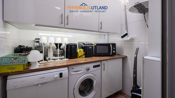 Image No.7-3 Bed Quad for sale