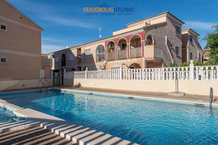 Image No.20-2 Bed Apartment for sale