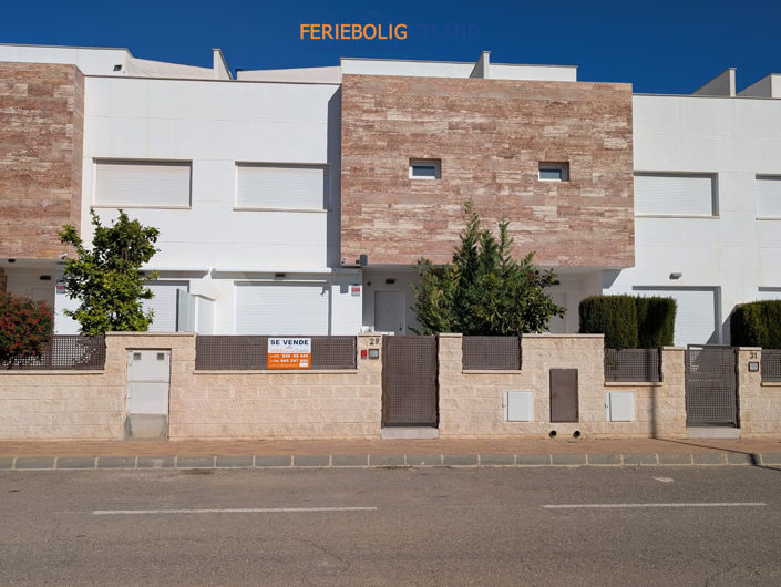 Image No.41-4 Bed Townhouse for sale