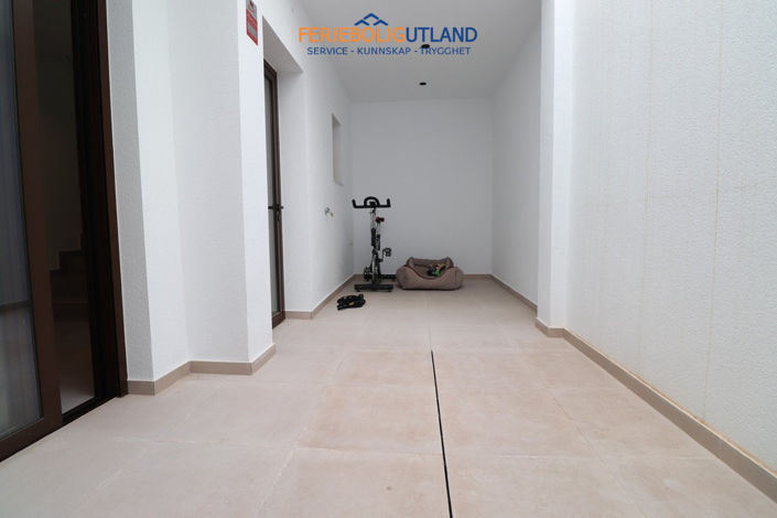 Image No.22-3 Bed Townhouse for sale