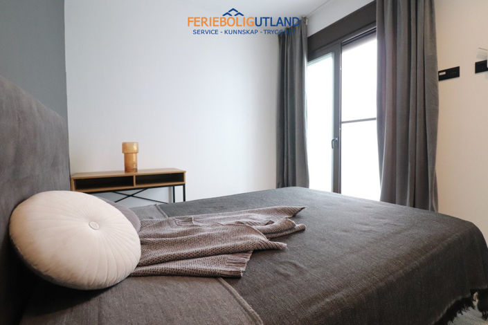 Image No.27-3 Bed Townhouse for sale