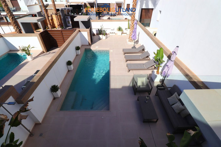 Image No.35-3 Bed Townhouse for sale