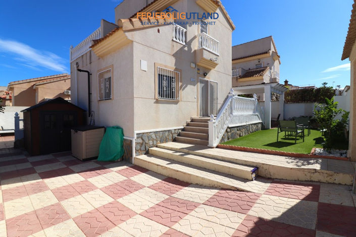 Image No.23-Villa de 2 chambres à vendre à Benijofar