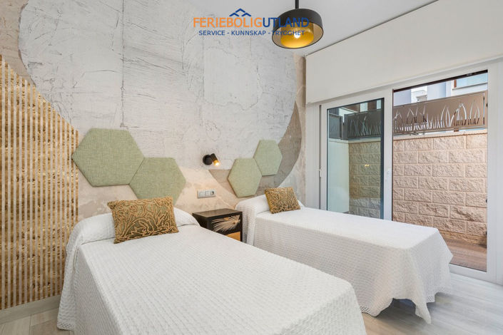 Image No.22-3 Bed Villa for sale