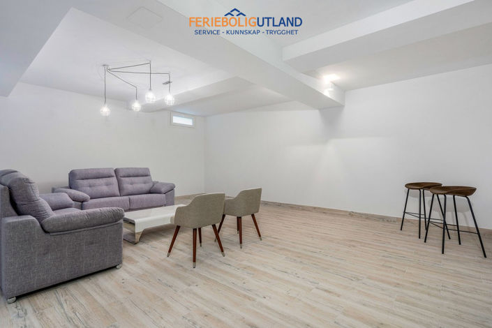 Image No.26-3 Bed Villa for sale