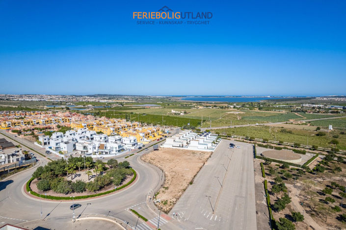 Image No.47-3 Bed Villa for sale