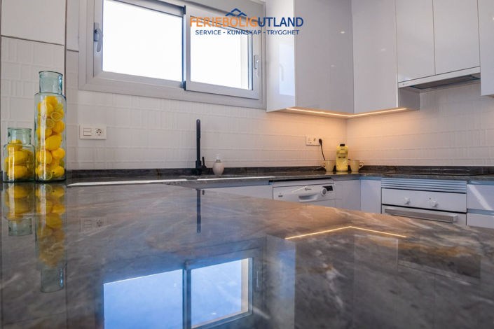 Image No.17-3 Bed Villa for sale