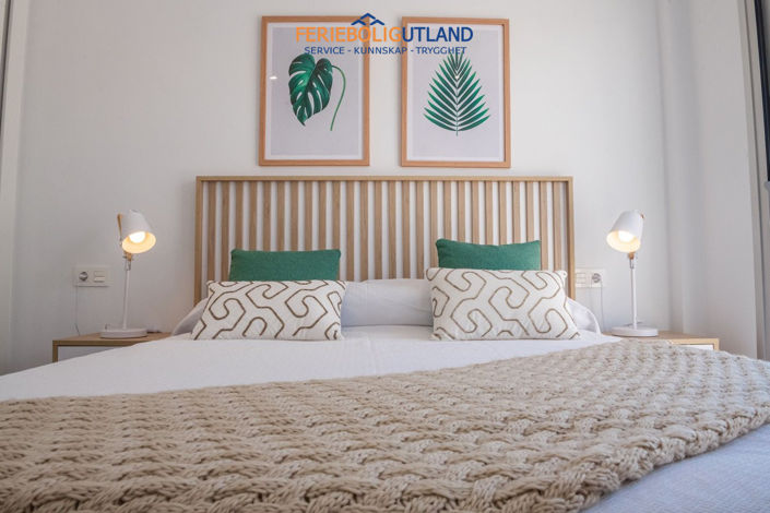 Image No.28-3 Bed Villa for sale