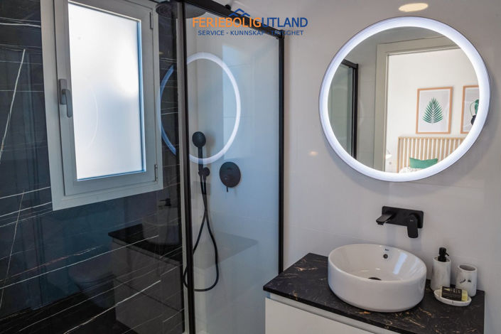 Image No.35-3 Bed Villa for sale