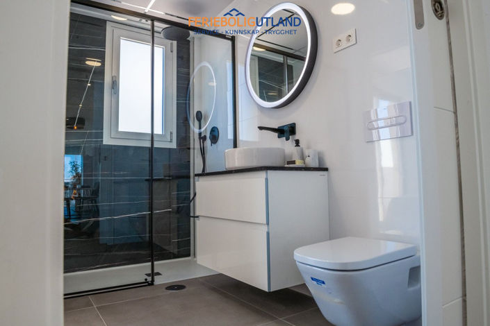 Image No.44-3 Bed Villa for sale