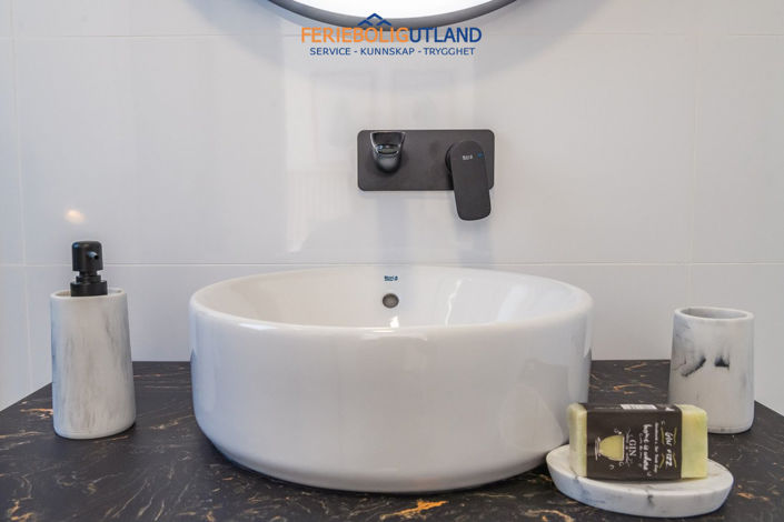 Image No.46-3 Bed Villa for sale