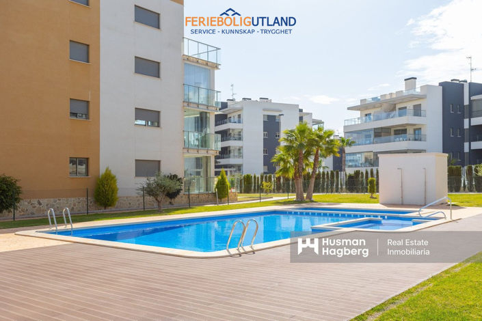 Image No.30-2 Bed Apartment for sale