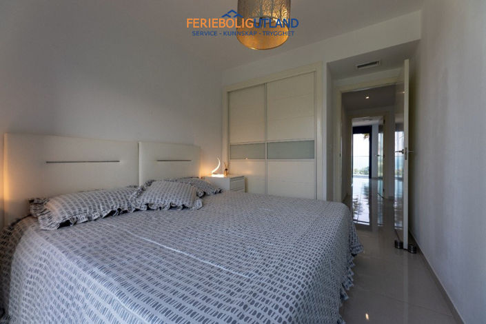 Image No.11-2 Bed Apartment for sale