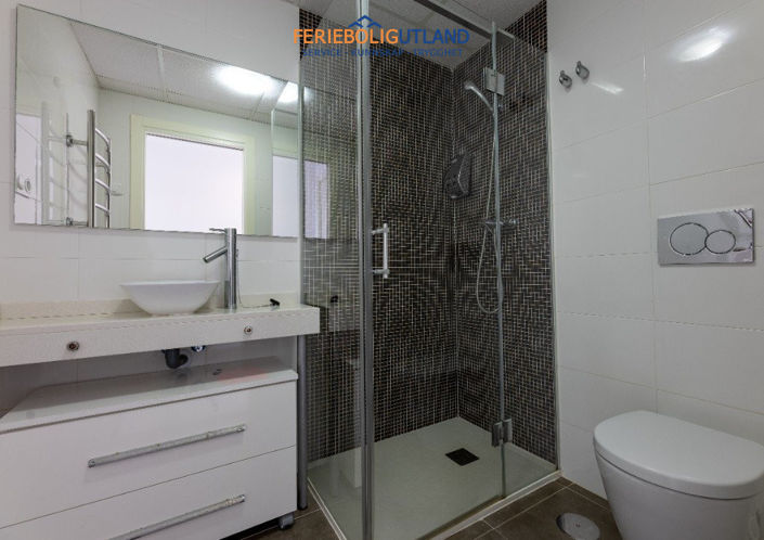 Image No.26-2 Bed Apartment for sale